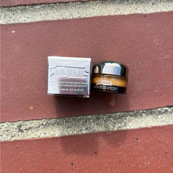 La Mer The Concentrated Night Balm Regenerating Revitalizing Treatment, 3ml - Picture 1 of 3